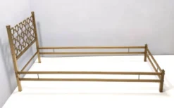 Lit simple sculptural postmoderne en laiton par Luciano Frigerio, Italie