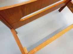 Lit simple vintage style scandinave en teck des années 60