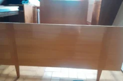 Lit vintage en bois 120 cm – années 50/60 – esprit moderniste