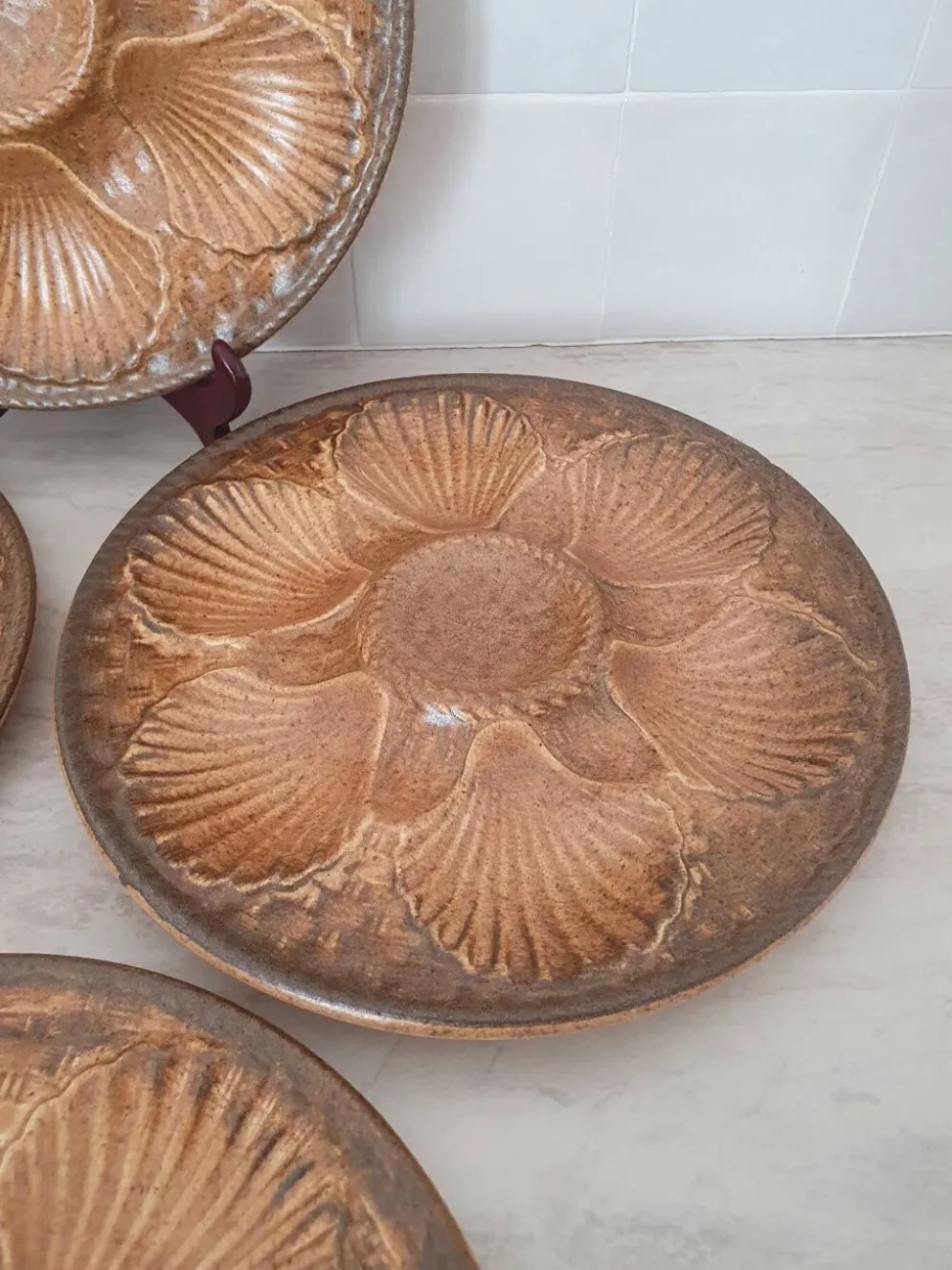 Longchamp / Assiettes à huîtres, coquillages, belons, fruits de mer, c