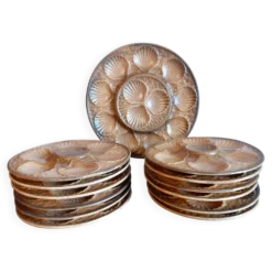 LONGCHAMP / Service à huîtres complet 12 assiettes 24,5 cm et un plat de 33
