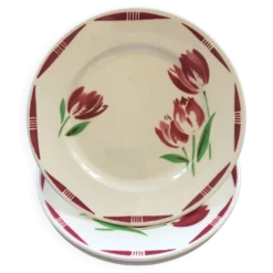 Lot 4 assiettes décor tulipes