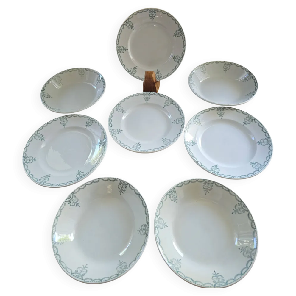 Lot 8 assiettes Moulin des Loups frise verte