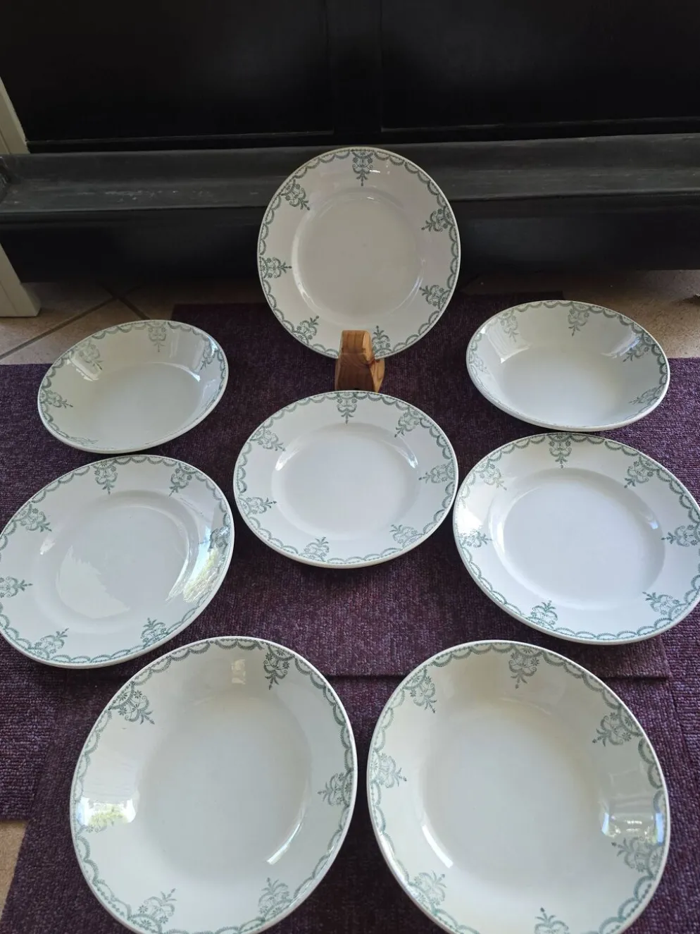 Lot 8 assiettes Moulin des Loups frise verte
