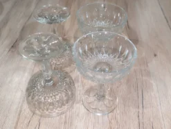 Lot 4 Coupes a Champagne Cristal Vintage Taille Diamant Service Retro