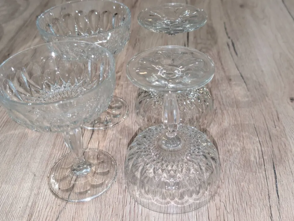 Lot 4 Coupes a Champagne Cristal Vintage Taille Diamant Service Retro