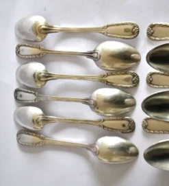 Lot 12 cuillères à café en métal argenté classique 1900 Orfèvre BOULENGER