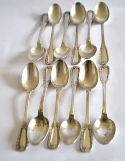 Lot 12 cuillères à café en métal argenté classique 1900 Orfèvre BOULENGER