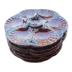 Lot d'assiettes à huîtres