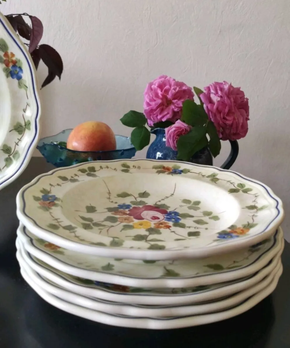 Lot d'assiettes Longchamp
