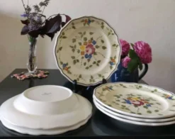 Lot d'assiettes Longchamp
