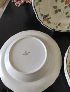 Lot d'assiettes Longchamp