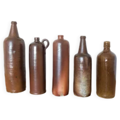 Lot de 5 anciennes bouteilles en grès émaillé