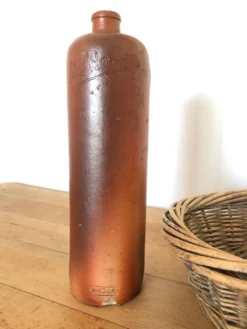 Lot de 5 anciennes bouteilles en grès émaillé