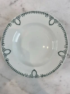Lot de 7 assiette creuses en faïence,décor frise verte
