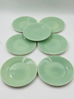 Lot de 7 assiettes a dessert Boch Frères