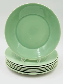 Lot de 7 assiettes a dessert Boch Frères