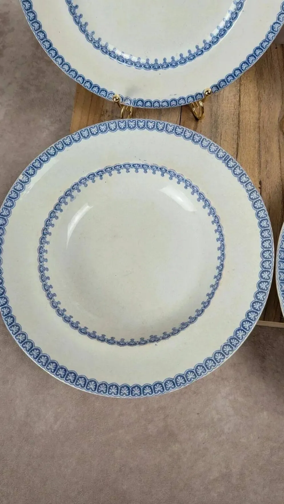 Lot de 4 assiettes anglaises anciennes – modèle Etruscan Border