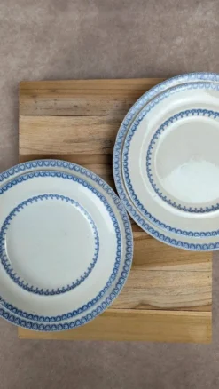 Lot de 4 assiettes anglaises anciennes – modèle Etruscan Border
