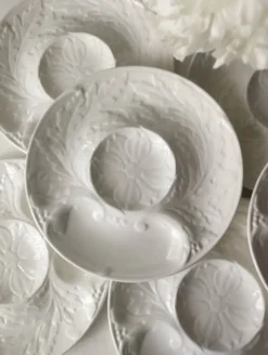 Lot de 6 assiettes à artichauts en faïence blanche de Gien