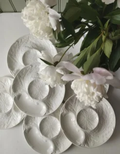 Lot de 6 assiettes à artichauts en faïence blanche de Gien