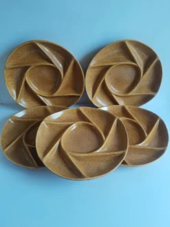 Lot de 5 assiettes à compartiments en gres Longchamp vintage
