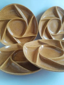 Lot de 5 assiettes à compartiments en gres Longchamp vintage