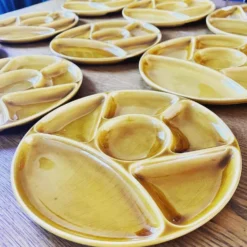 Lot de 9 assiettes à compartiments Gien
