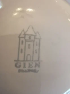 Lot de 17 assiettes compartimentées anciennes Gien