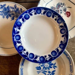 lot de 8 assiettes creuses anciennes dépareillées (L5)