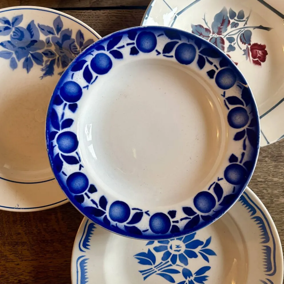 lot de 8 assiettes creuses anciennes dépareillées (L5)