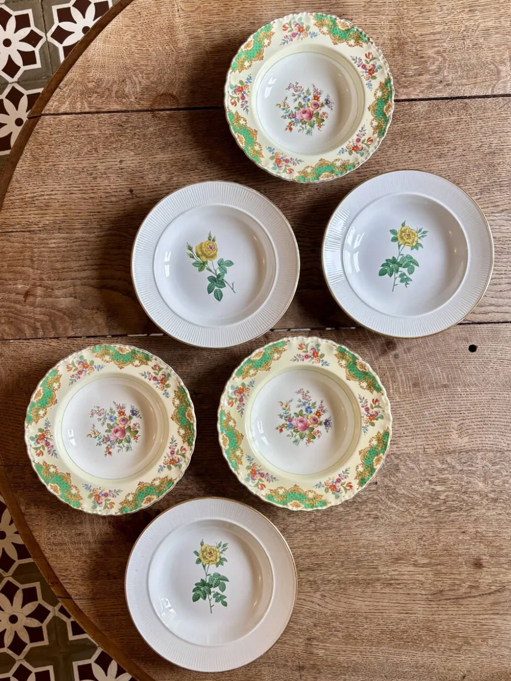Lot de 6 assiettes creuses anciennes dépareillées