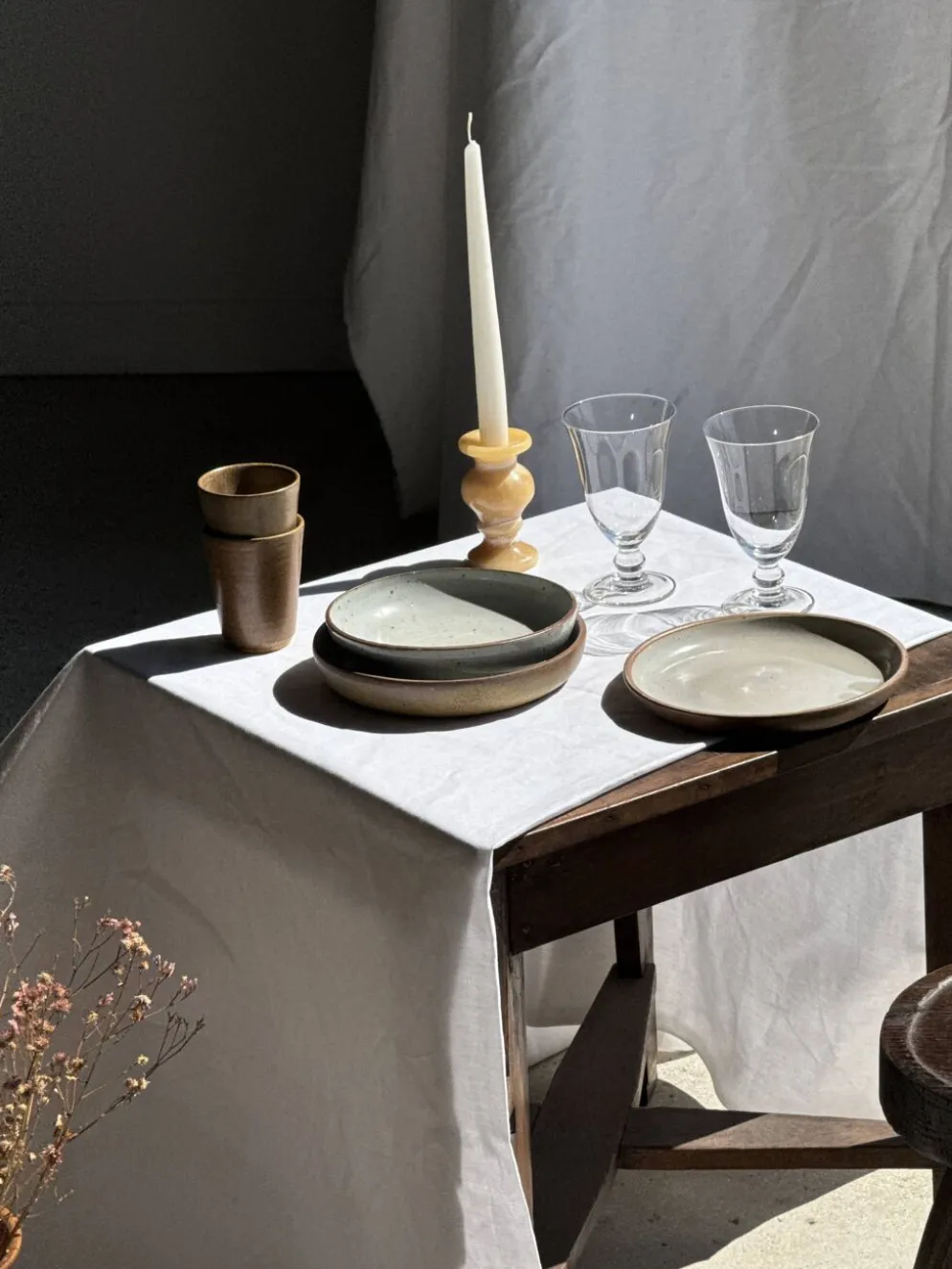 Lot de 6 assiettes creuses artisanales en céramique émaillée beige D19,5 H4