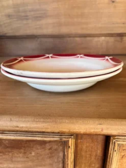 Lot de 2 assiettes creuses Digoin & Sarreguemines modèle 