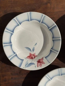 Lot de 3 assiettes creuses Digoin Sarreguemines bleues et fleurs roses D23