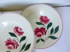 Lot de 4 assiettes creuses du Printemps Paris modèle Essonnes 210619