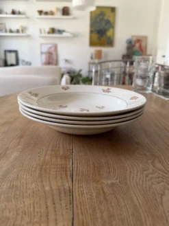 Lot de 4 assiettes creuses en céramique