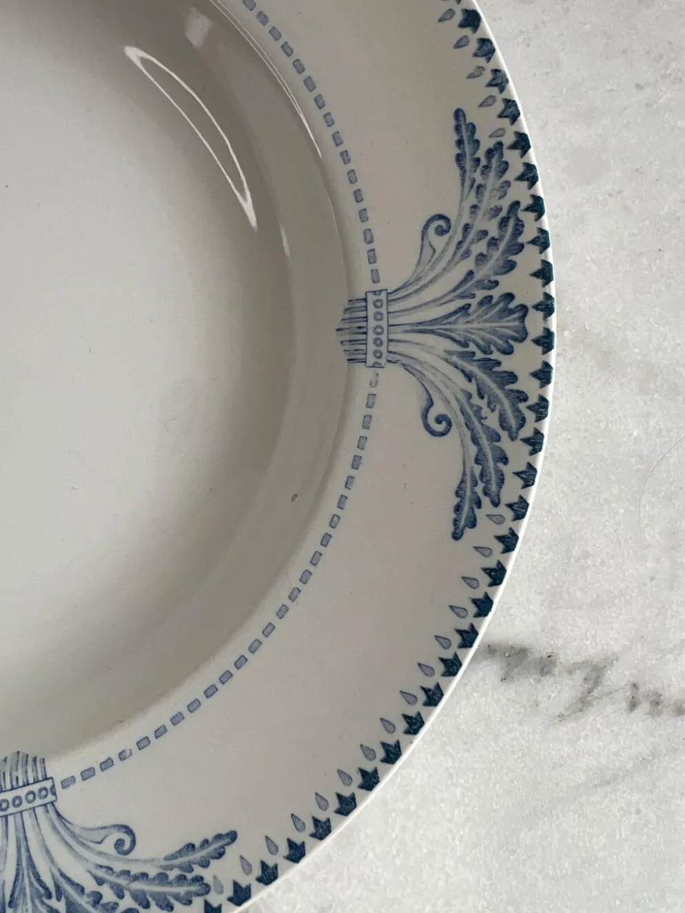 Lot de 12 assiettes creuses Service Windsor Creil et Montereau