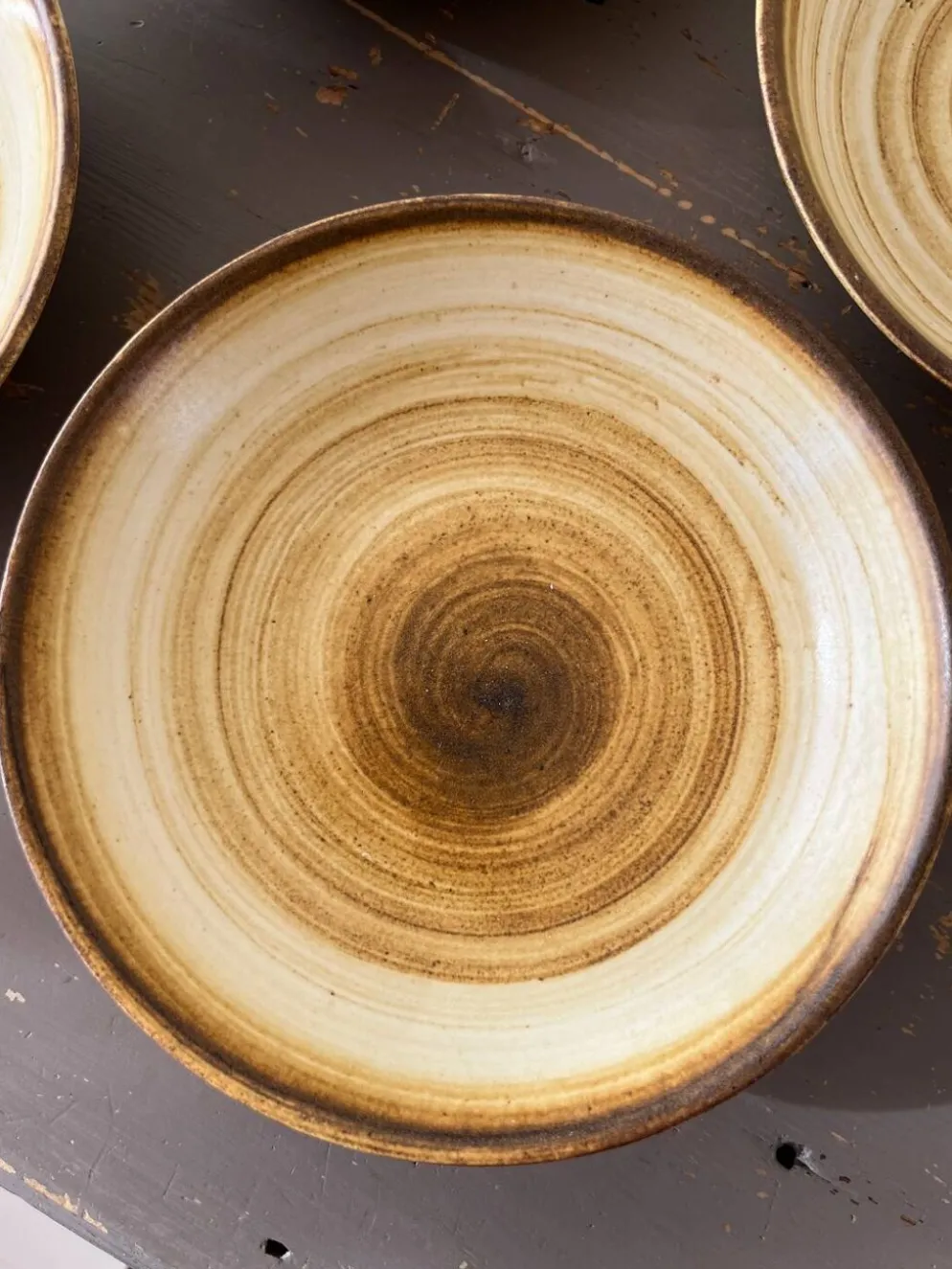 Lot de 4 assiettes creuses signées Longchamp