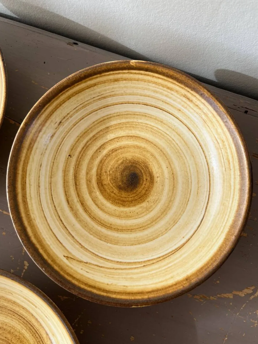 Lot de 4 assiettes creuses signées Longchamp