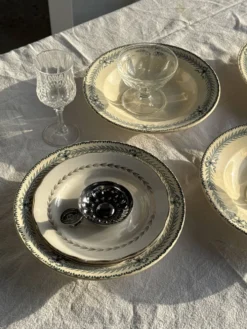 Lot de 4 assiettes creuses vintage en faïence décor bleu Boulenger & Cie D2