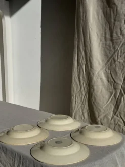 Lot de 4 assiettes creuses vintage en faïence décor bleu Boulenger & Cie D2
