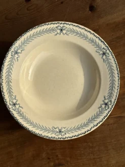Lot de 4 assiettes creuses vintage en faïence décor bleu Boulenger & Cie D2