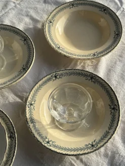 Lot de 4 assiettes creuses vintage en faïence décor bleu Boulenger & Cie D2