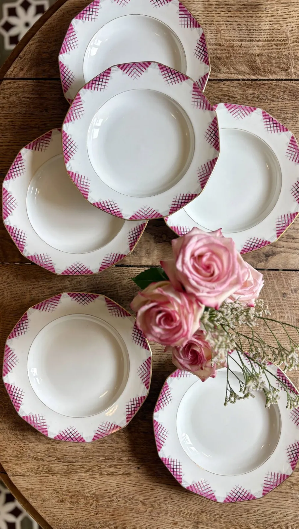 Lot de 6 assiettes creuses vintage en porcelaine