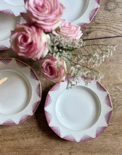 Lot de 6 assiettes creuses vintage en porcelaine