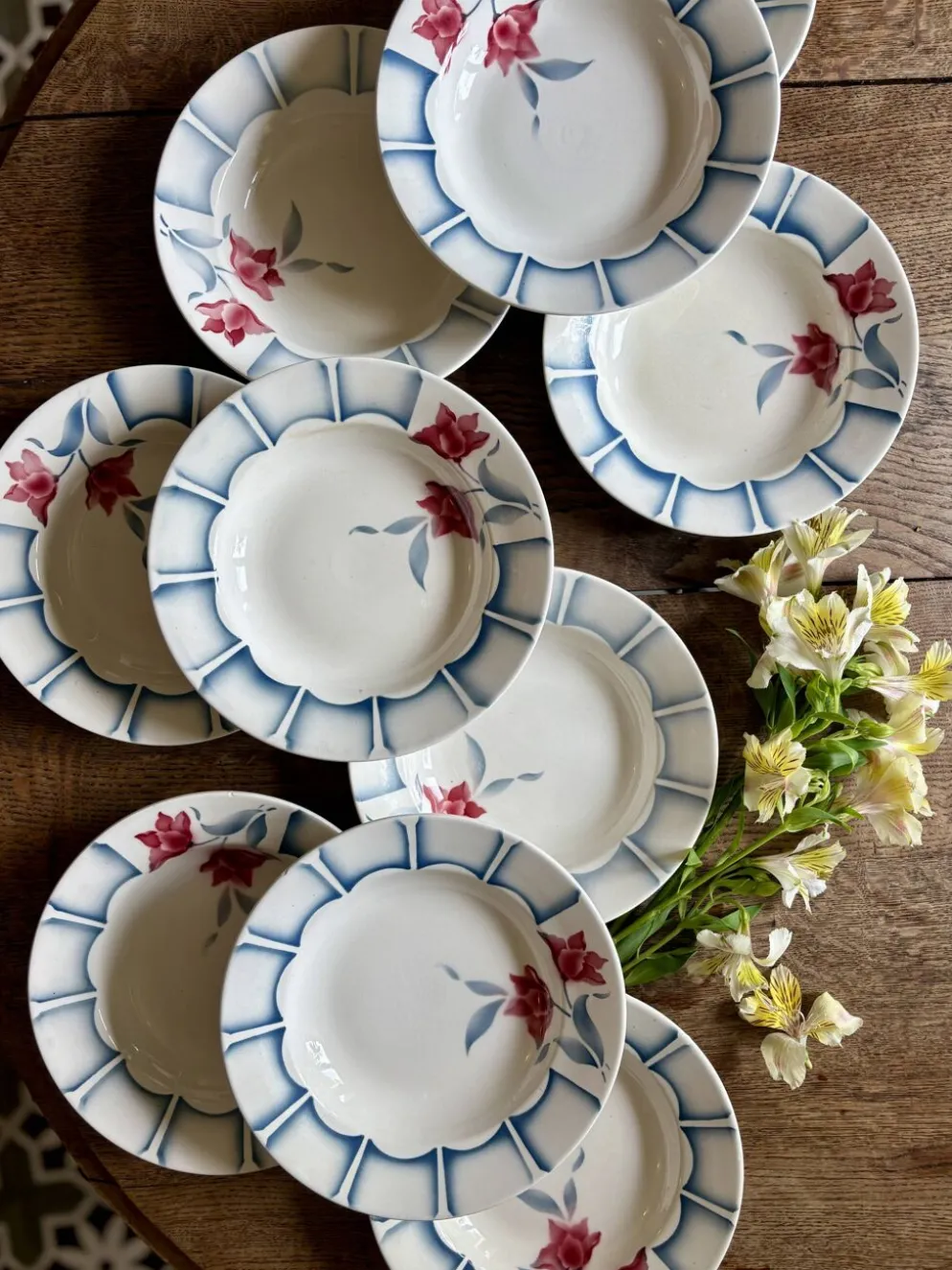 Lot de 10 assiettes creuses vintage de Digoin