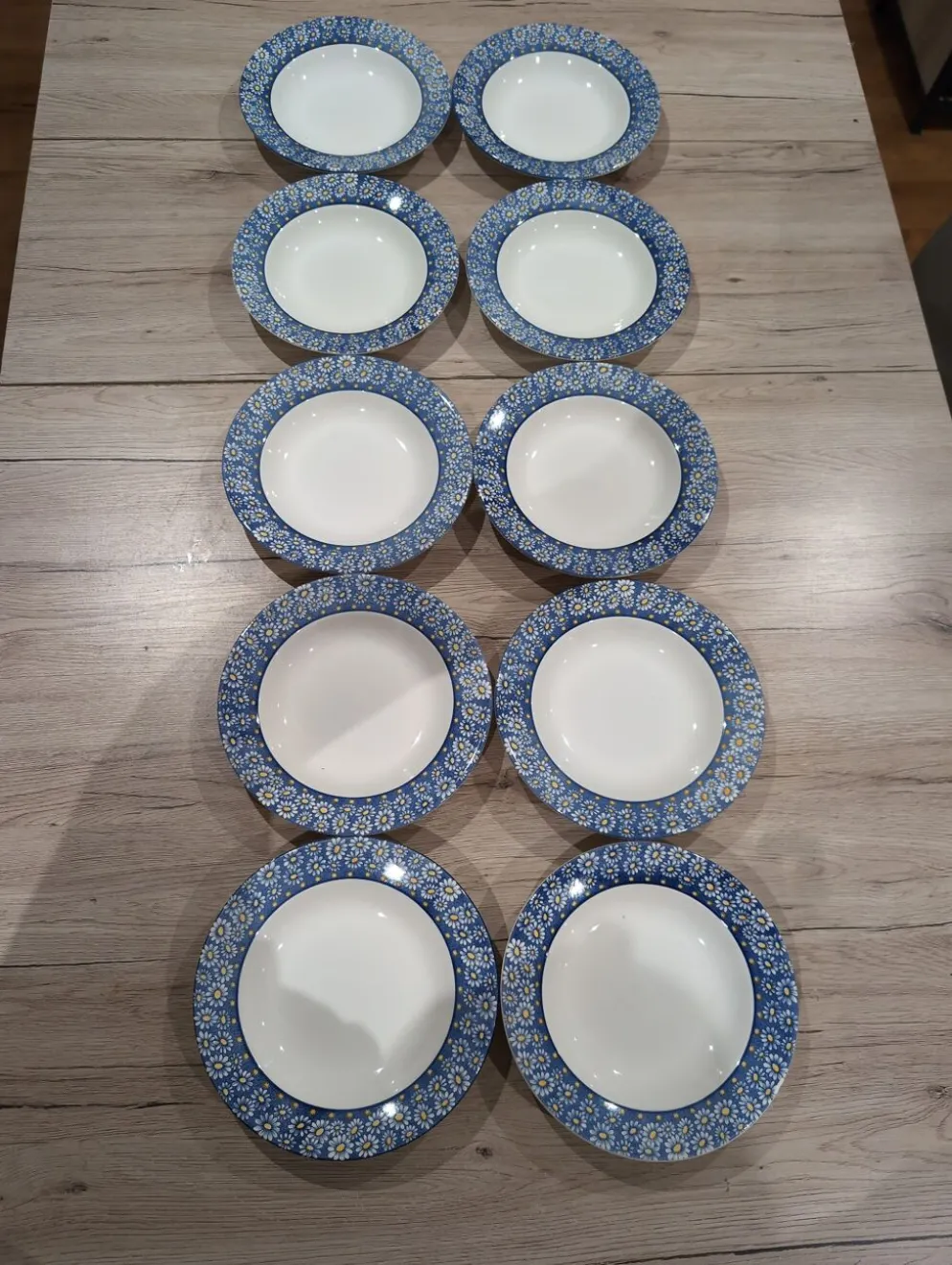 Lot de 10 assiettes creuses vintage en faïence