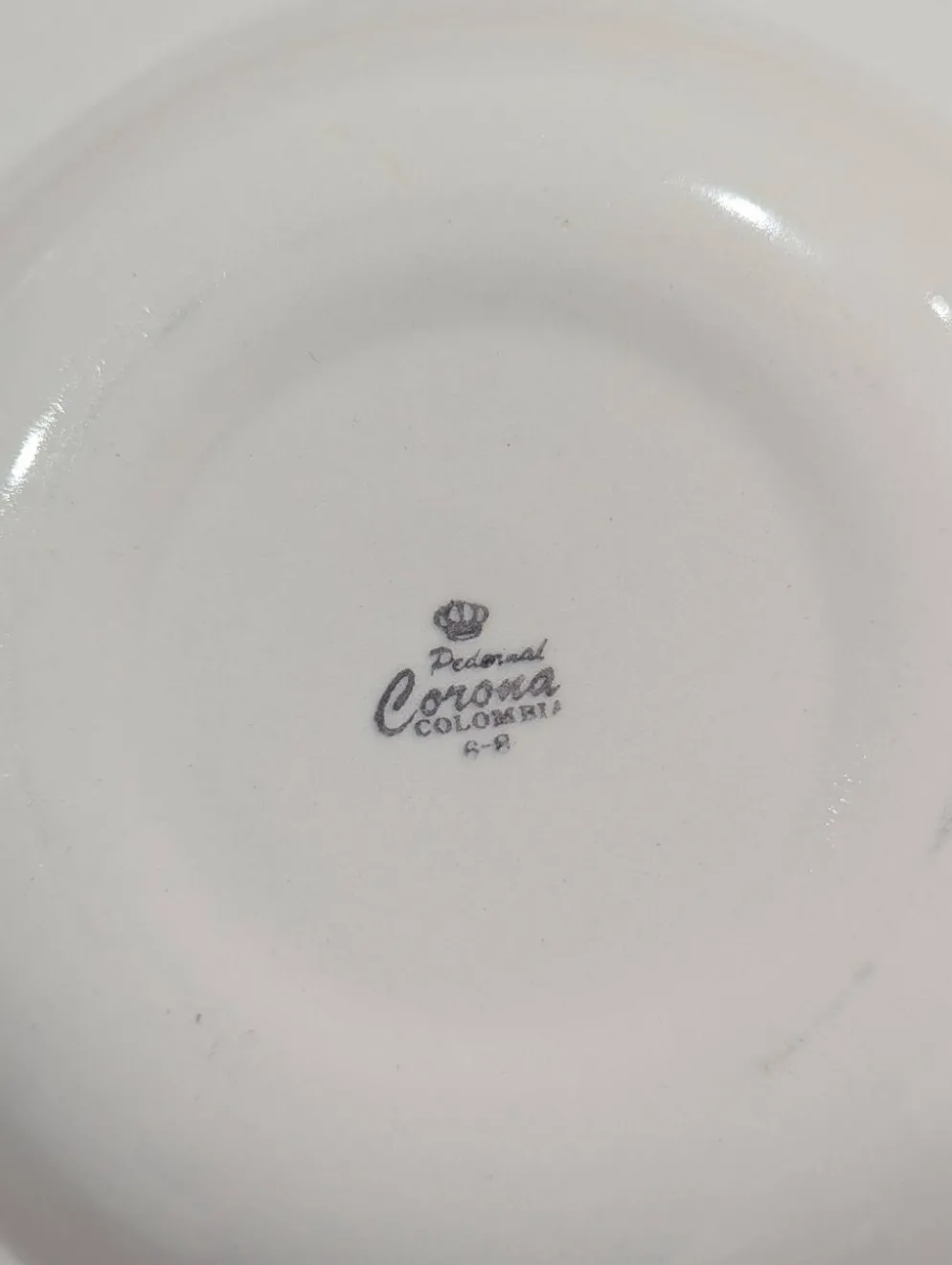 Lot de 10 assiettes creuses vintage en faïence
