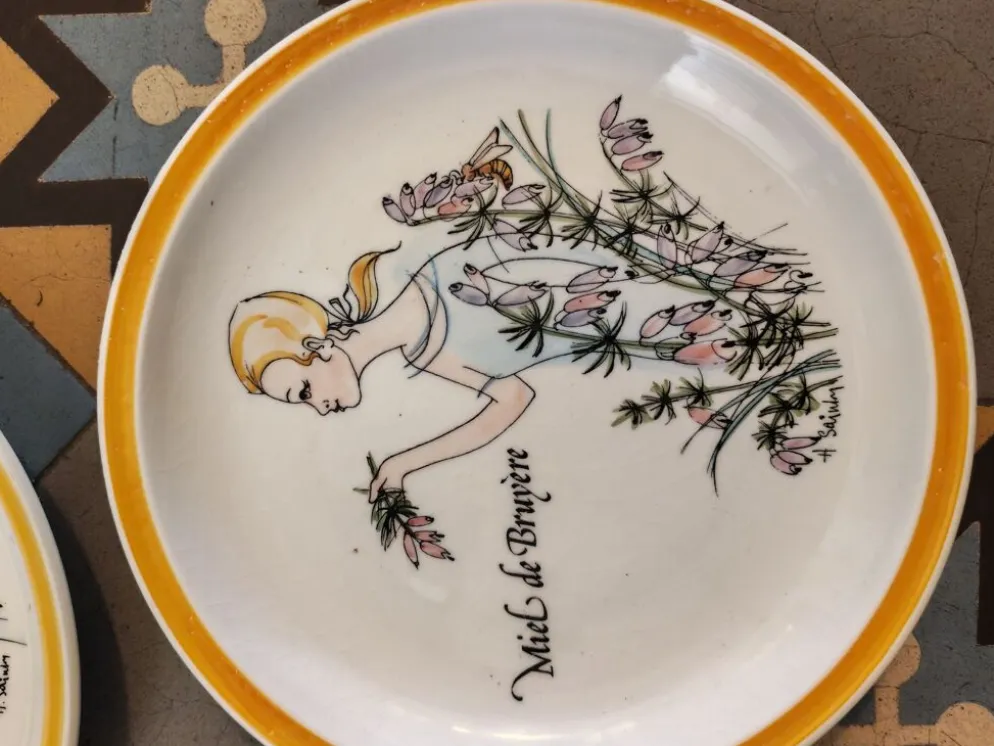 Lot de 5 assiettes décoratives Gien par Hughette Sainson